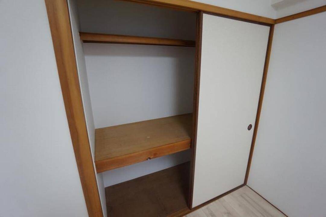 収納　クローゼット