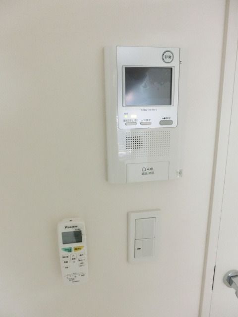 セキュリティ　TVモニターホン付き、来客時にも安心です