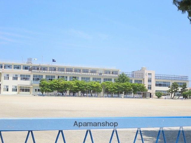 小学校　篠原小学校（小学校）まで286m
