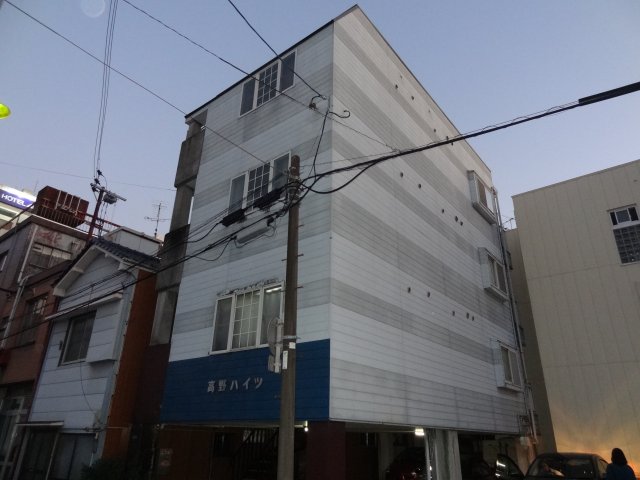 建物外観　現況が相違する場合は現況を優先致します。