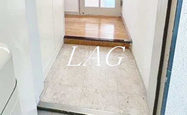 玄関　玄関です。