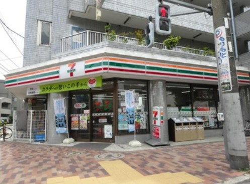 コンビニ　セブンイレブン 世田谷１丁目店（コンビニ）まで219m