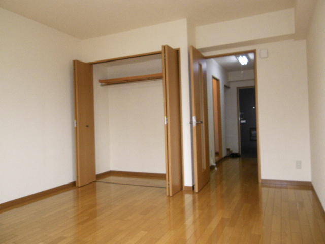 収納　写真は参考写真であり現状を優先いたします