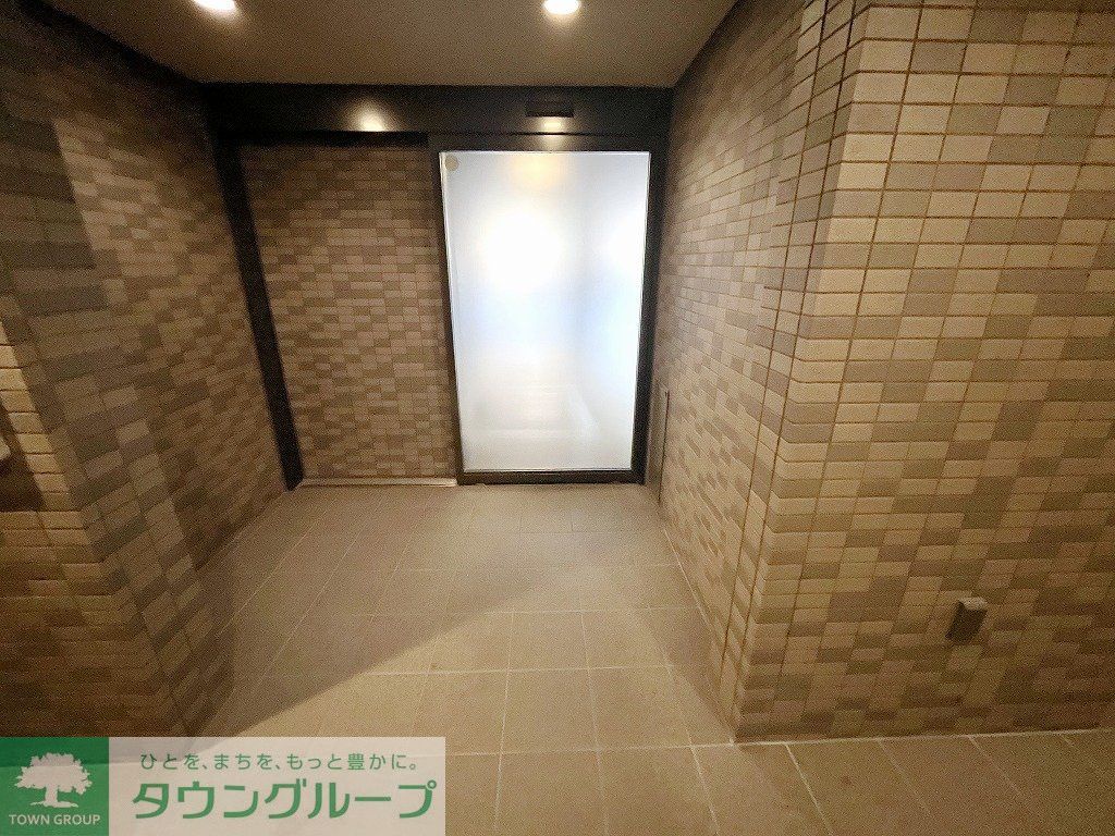 エントランス　エントランス
