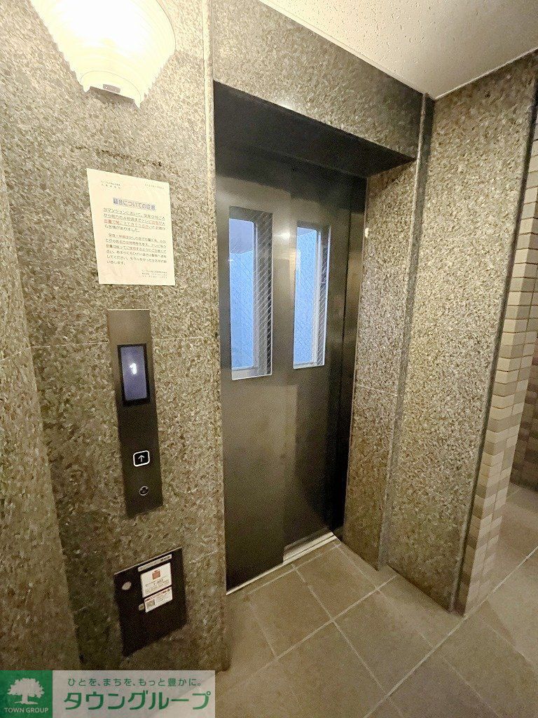 その他　エレベータ