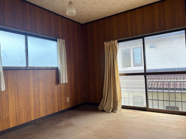 眺望　DIY可のため、お好きな壁紙・床材などご自由に施工できます。