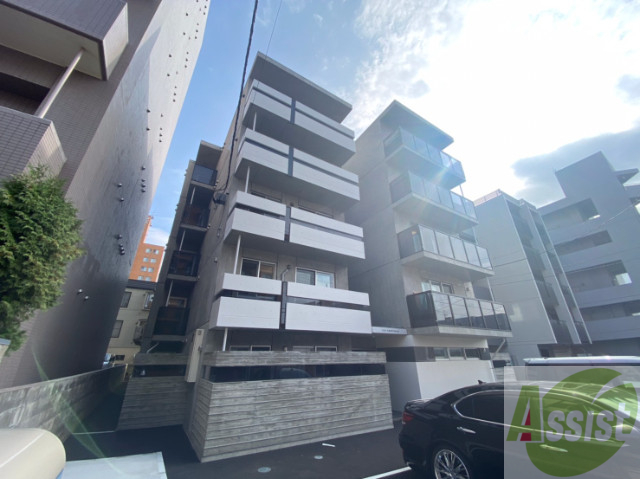 建物外観　札幌市中央区南１２条西「イルセントラレ南１２条」