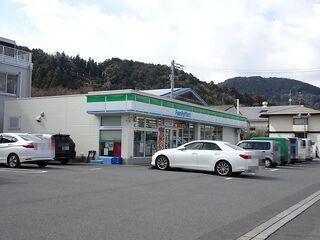 コンビニ　ファミリーマート静岡牧ヶ谷店（コンビニ）まで287m