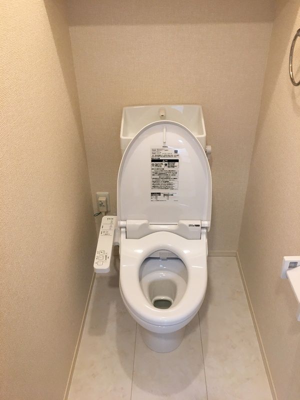 トイレ　参考写真