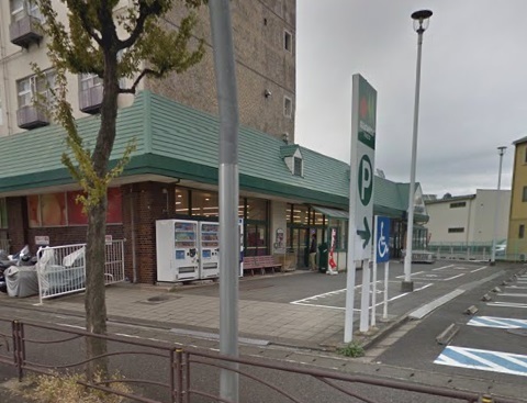 スーパー　マルエツ子母口店（スーパー）まで686m