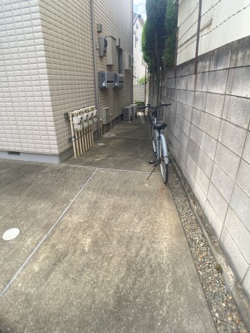 その他共有部分　各戸1台まで駐輪できます