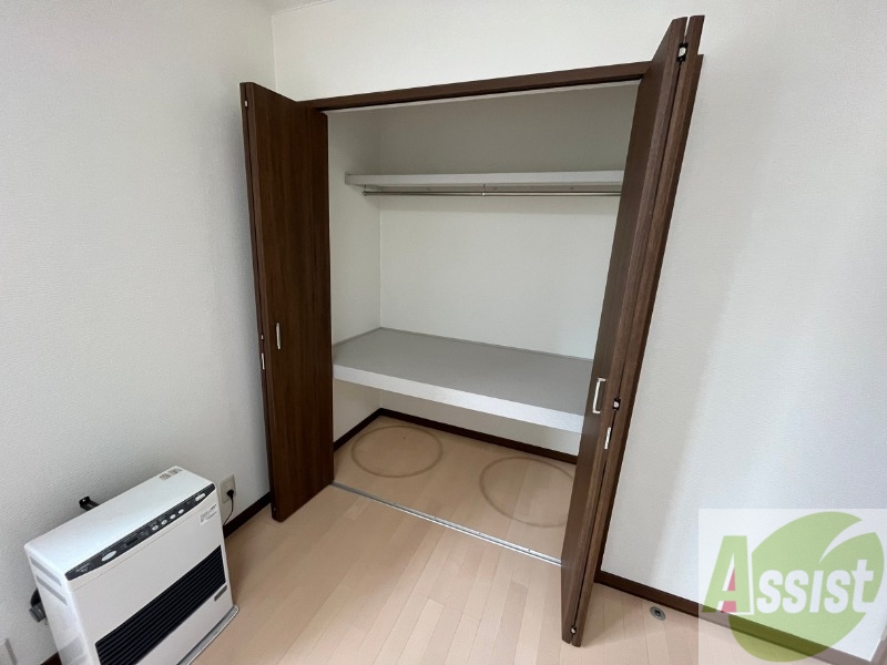 収納　収納もバッチリあるのでお部屋が片付きますよ！
