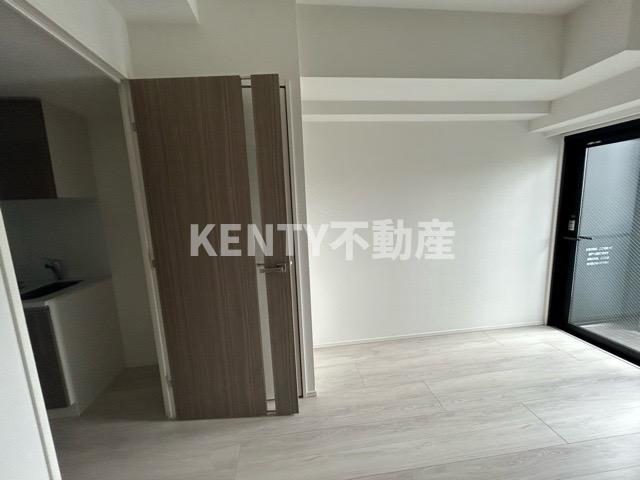 その他部屋・スペース　落ち着いて過ごせるお部屋なので、寝室にいかがでしょうか