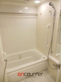 バス・シャワールーム　※同マンション別室参考写真