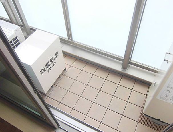 バルコニー