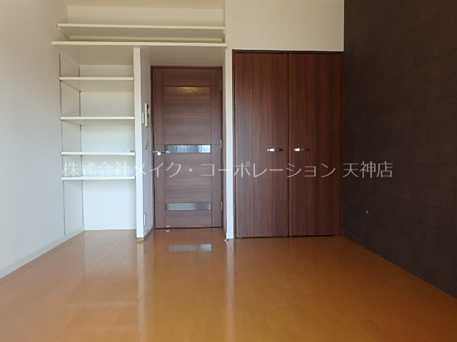居室・リビング　他号室参考写真となります。