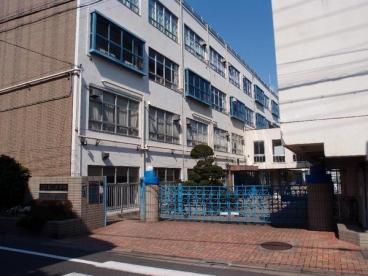 中学校　目黒区立大鳥中学校（中学校）まで460m