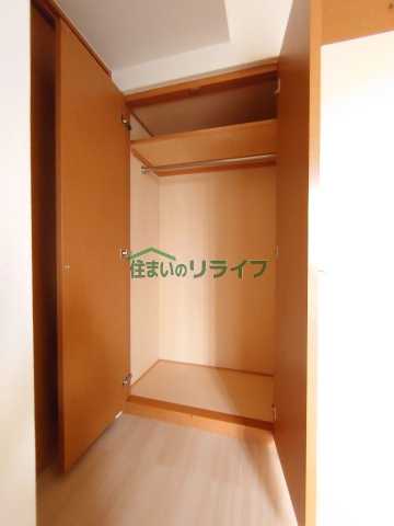 収納　リライフ下北沢店