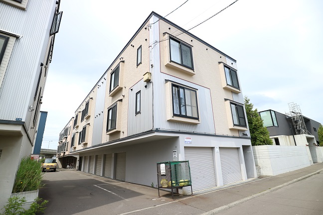 建物外観　☆物件名【プルメリア厚別中央】とお伝えください！
