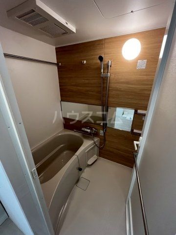 ルフォンプログレ南森町の風呂写真