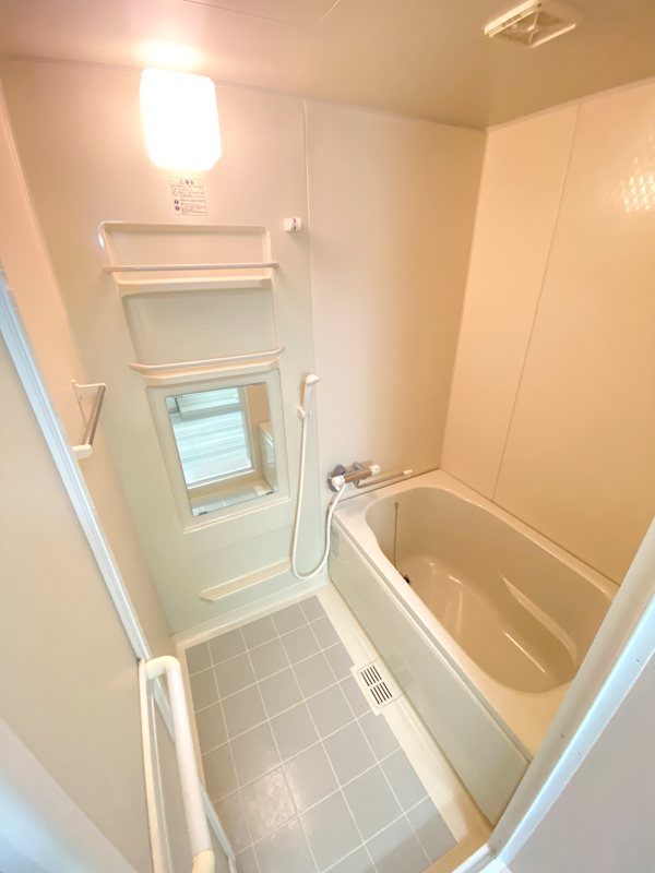 メゾン陣屋行徳の風呂写真