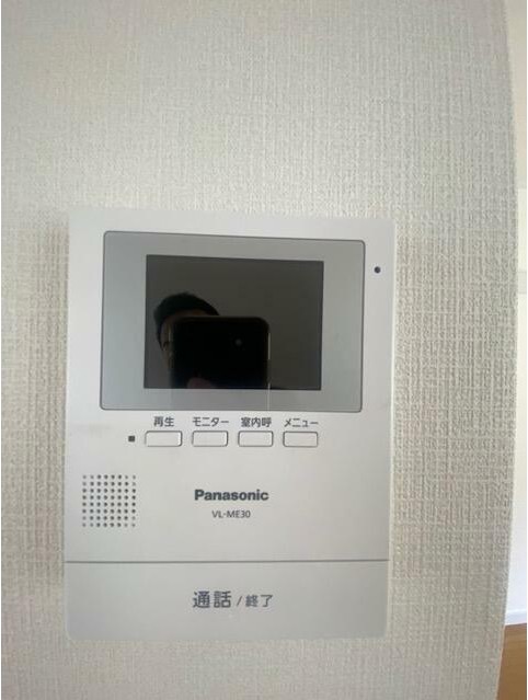 セキュリティ　安心のモニター付きインターホン♪