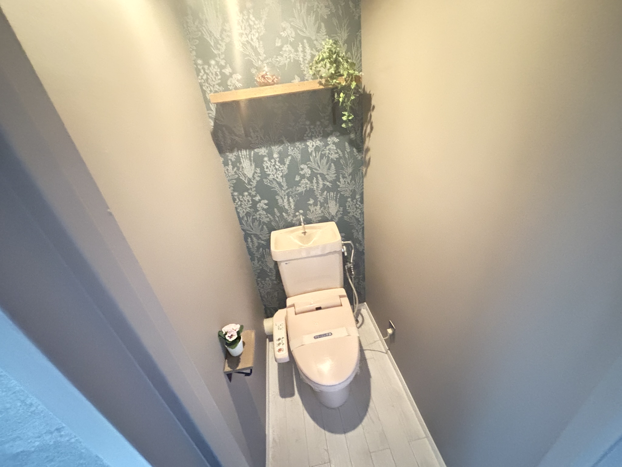 仙台市地下鉄東西線 薬師堂駅 徒歩5分 4階建 築37年のトイレ写真