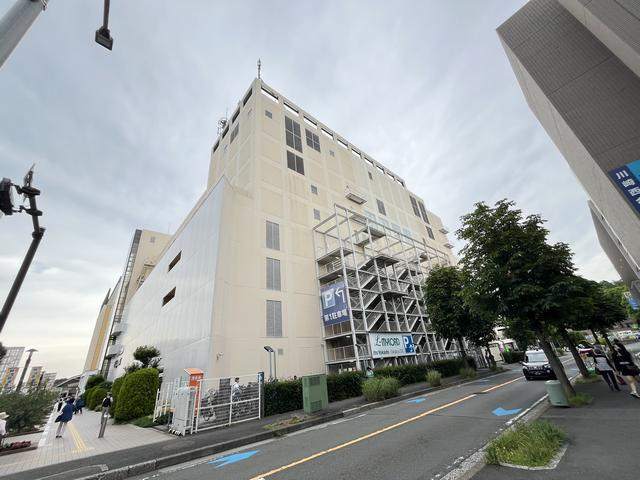 スーパー　ＯｄａｋｙｕＯＸ新百合ヶ丘店（スーパー）まで750m