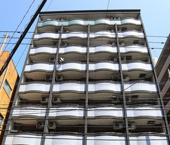 西鉄天神大牟田線 西鉄平尾駅 徒歩8分 築28年