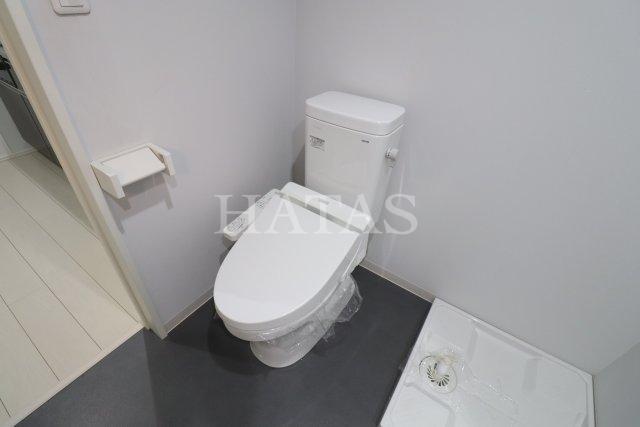 トイレ　同物件別部屋です。