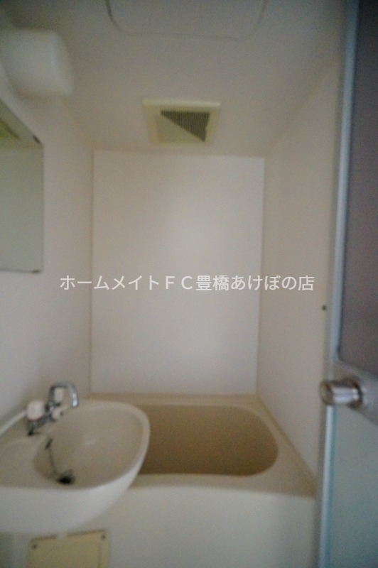 バス・シャワールーム　同型別部屋写真
