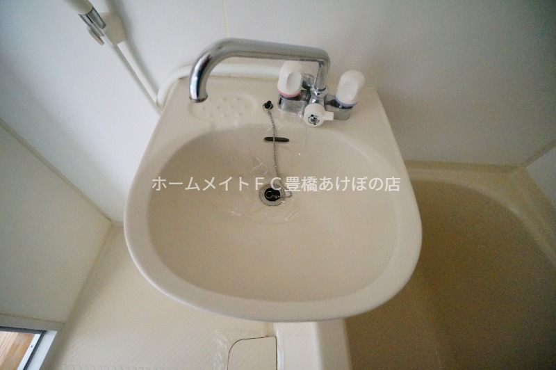 洗面設備　同型別部屋写真