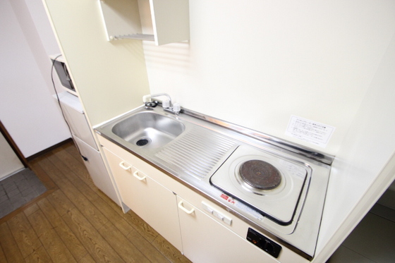 キッチン　※別部屋の写真です