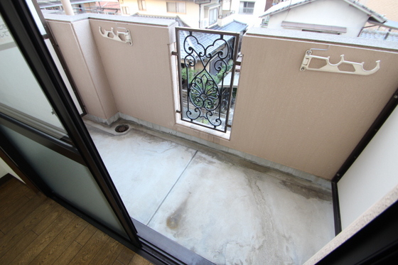 バルコニー　※別部屋の写真です