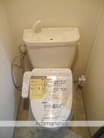 ＪＲ吉備線 備前三門駅 徒歩10分 3階建 築36年のトイレ写真