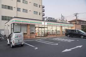 コンビニ　セブンイレブン 墨田八広4丁目店（コンビニ）まで379m
