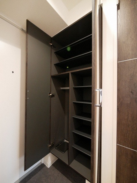 玄関　同物件　別部屋