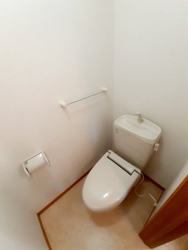 トイレ　図面と現状に相違がある場合には現状を優先