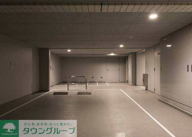 駐車場　駐車場に車を止められます
