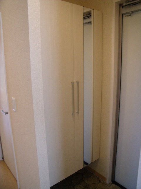 玄関　シューズボックス付き