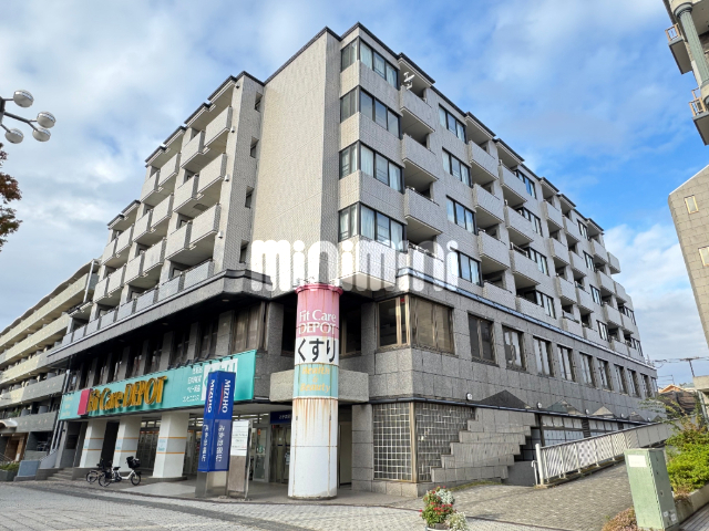建物外観　中川駅徒歩２分！
