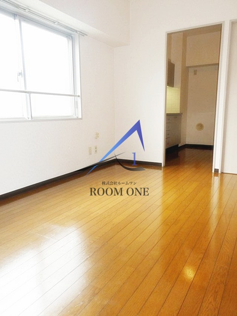 居室・リビング　洋室のお部屋です。