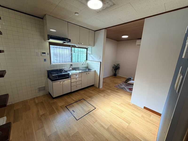 貸家 堺市東区西野の居間写真
