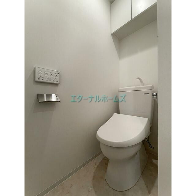 東京メトロ日比谷線 三ノ輪駅 徒歩4分 14階建 築5年のトイレ写真