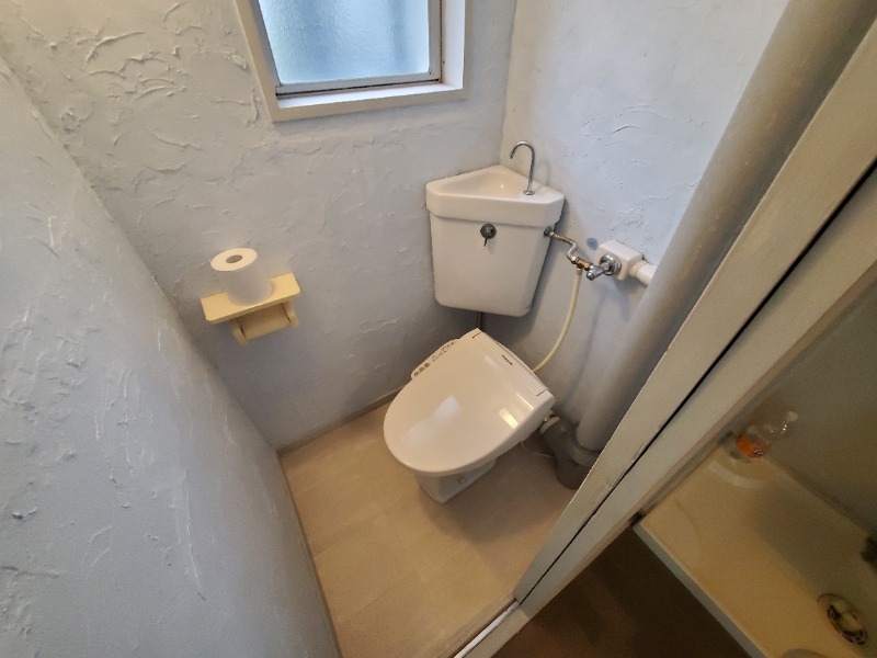 鶴甲コーポ14号棟のトイレ写真