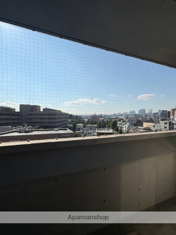 ＪＲ京浜東北線 川崎駅 バス乗車時間：12分 最寄りバス停で下車 徒歩2分 10階建 築22年の外観写真