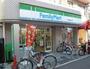 コンビニ　ファミリーマート戸越銀座駅西店（コンビニ）まで562m
