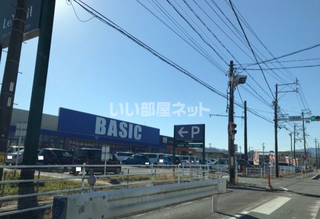 スーパー　ベーシック 松阪店（スーパー）まで370m