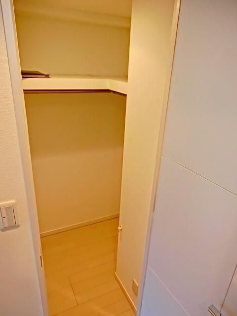 ステージファースト根岸の内装写真