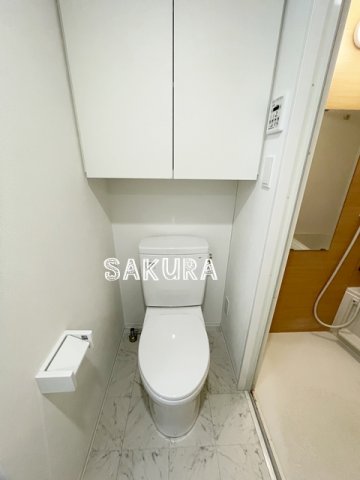 トイレ　落ち着いた色調のトイレです♪
